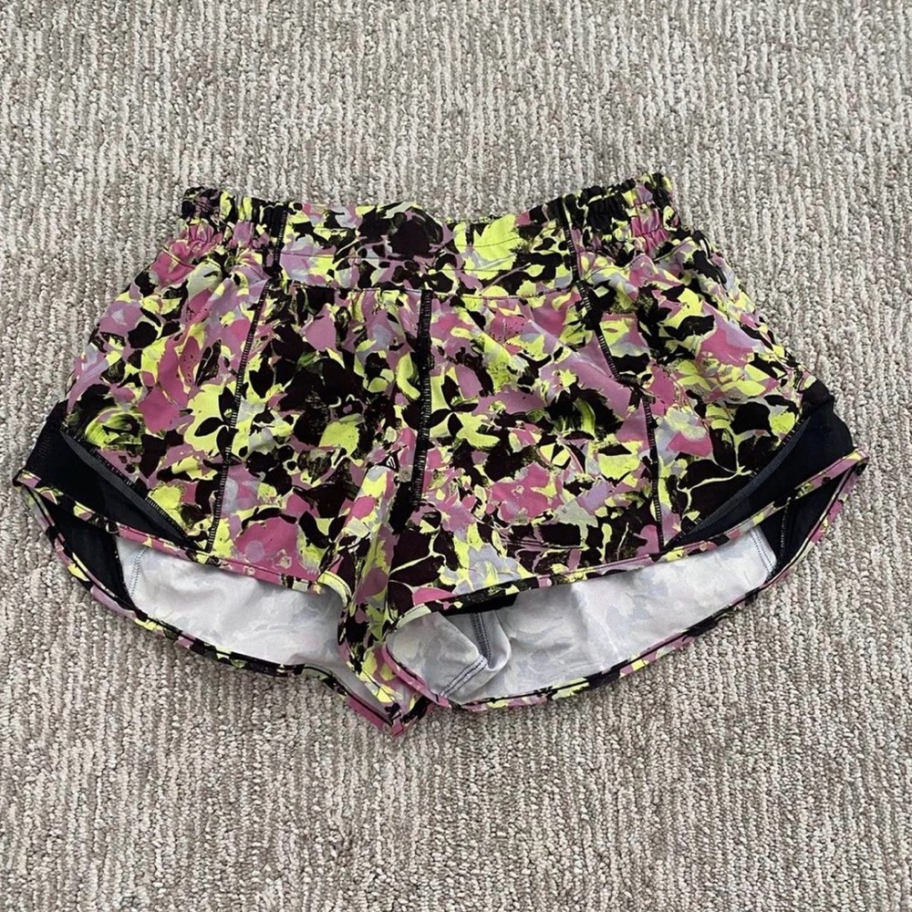 Lululemon hotty hot Shorts